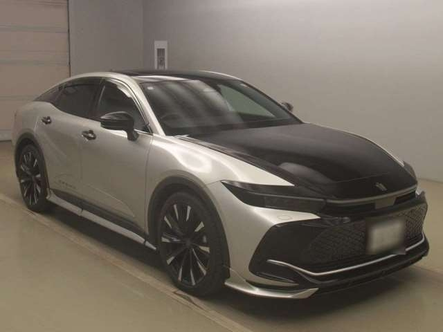 TOYOTA CROWN CROSSOVER 2023